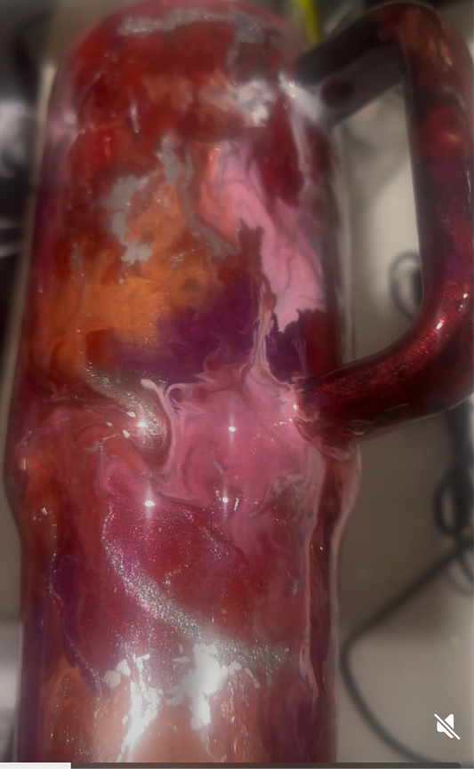 40 OZ Tumbler with handle “Pink Heart”